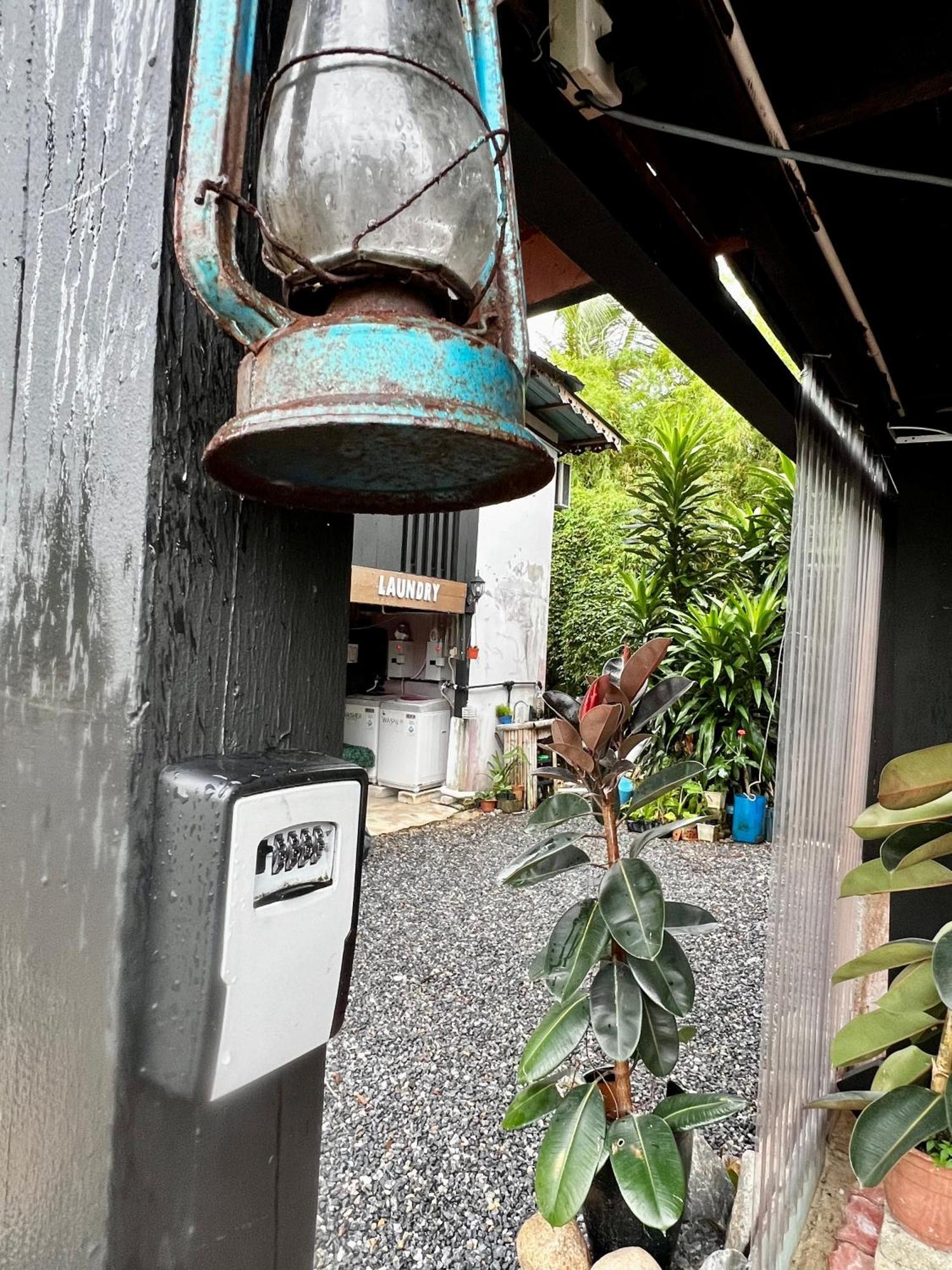 Kejora Homestay Kangar Phòng bức ảnh