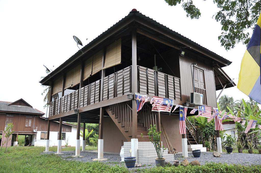 Kejora Homestay Kangar Ngoại thất bức ảnh