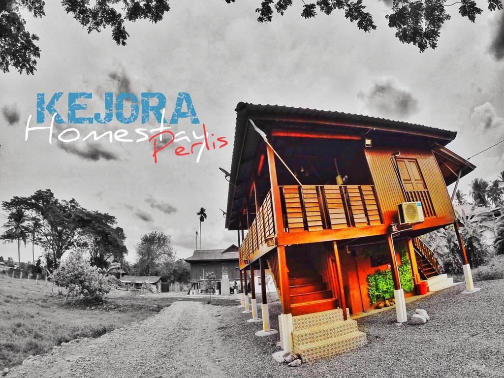 Kejora Homestay Kangar Ngoại thất bức ảnh