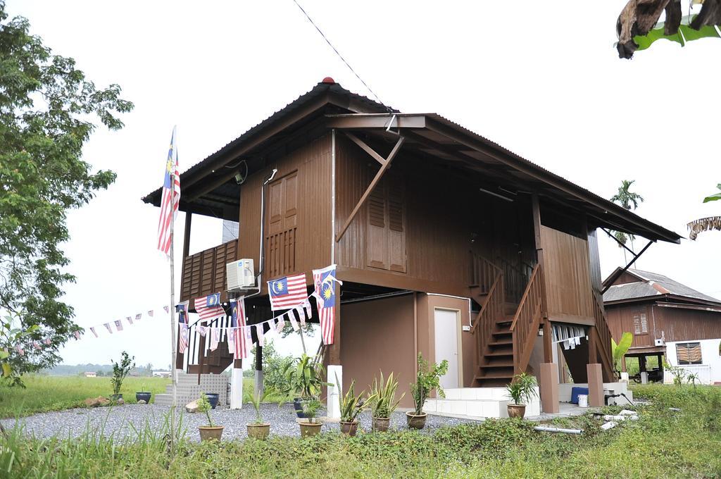 Kejora Homestay Kangar Ngoại thất bức ảnh